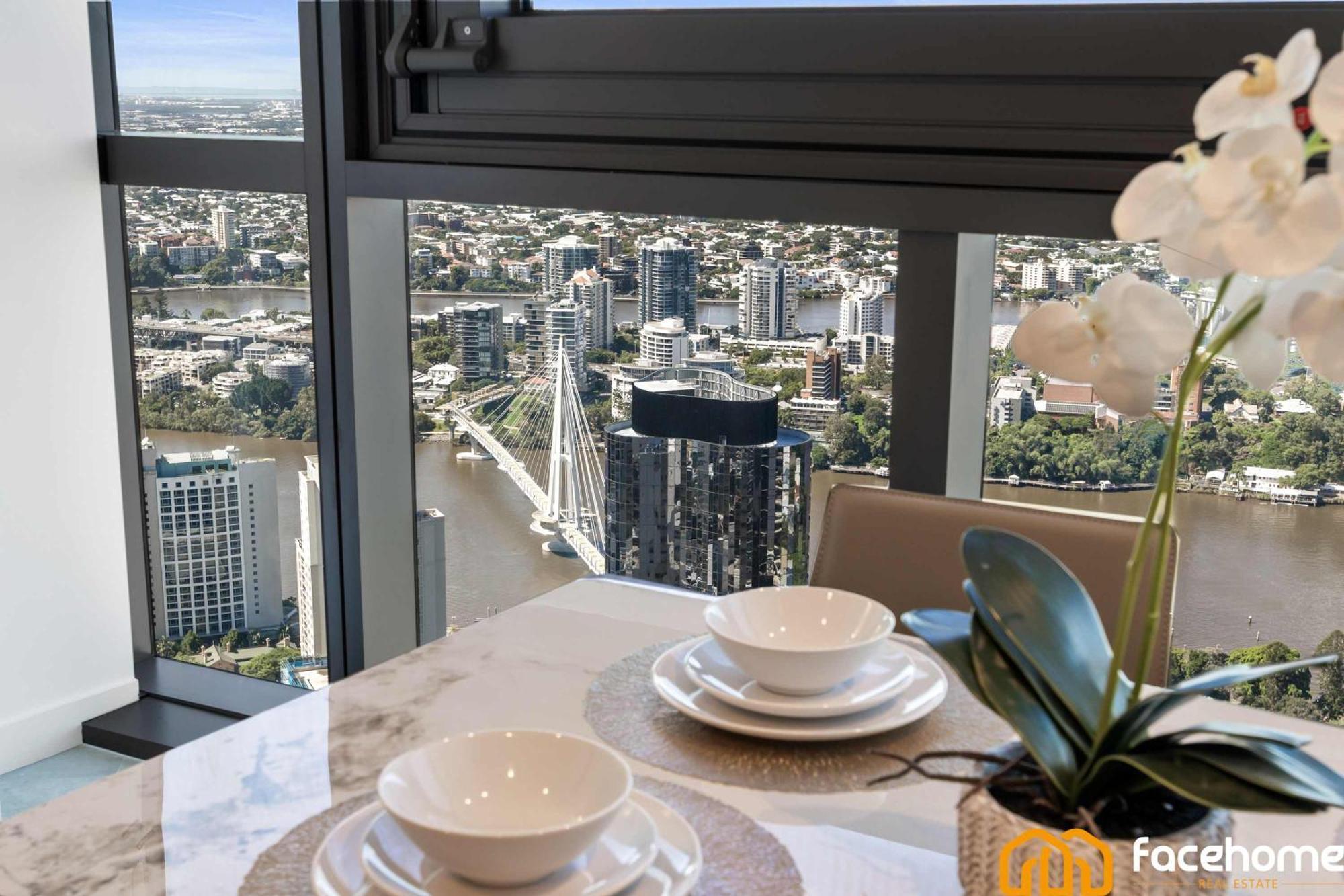 Qw Luxury River Views